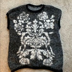 COP . COPINE The Ultimate sleeveless sweater !!!